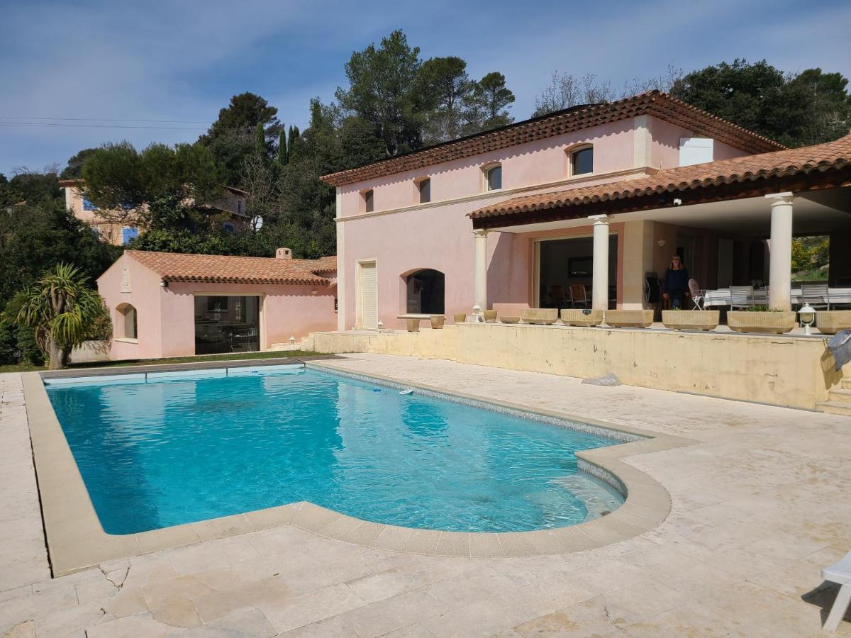 Villa Mycenes Gareoult Exterior photo